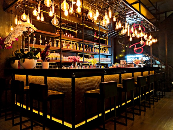 Cocktail bar